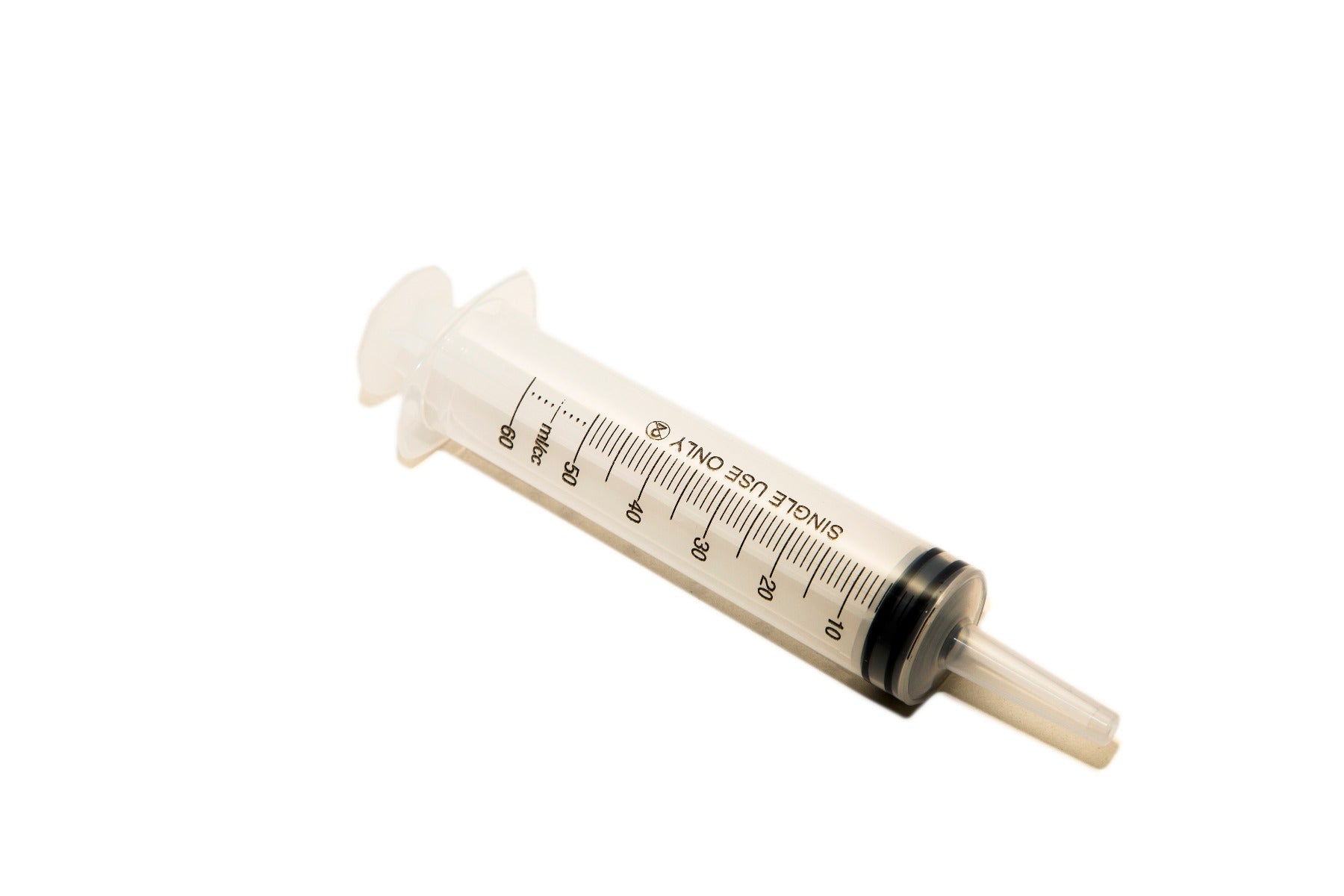Single Use Syringe 50 cc Catheter Tip – سرنجة معقمة للاستخدام مرة واحدة سعة ٥٠ سم بطرف قسطرة للاستخدام الطبي الآمن